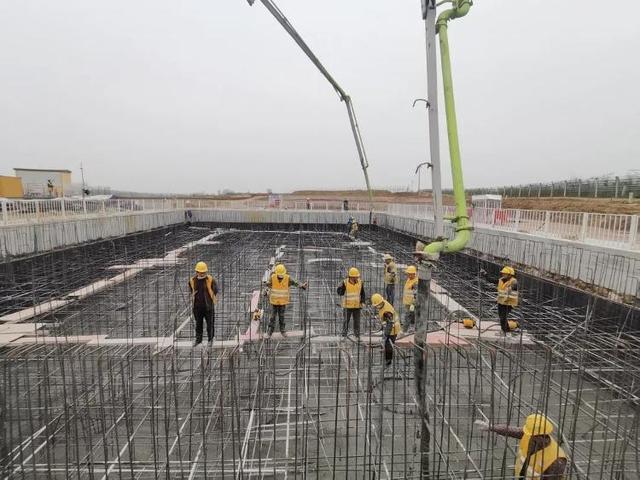 京滨城际铁路滨海特大桥完成双墩同步转体施工